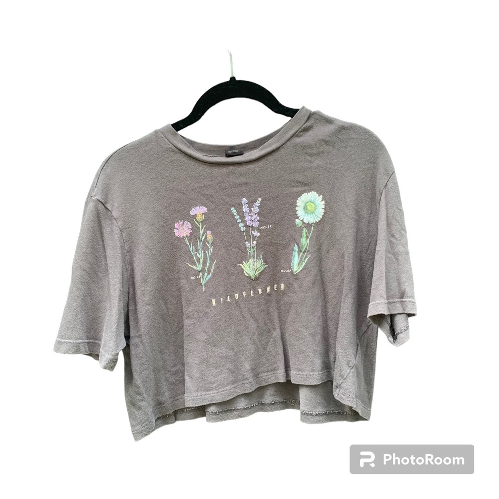 Urban Outfitters Wildflower Cropped Tee